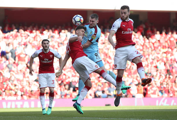 尤其需要审 尤其需要审